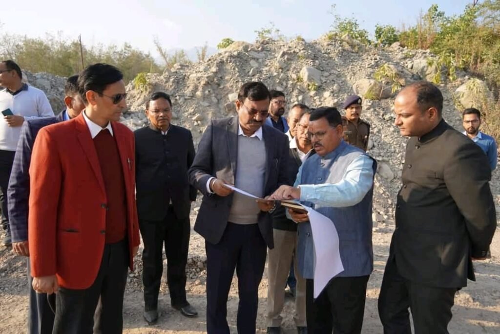 शारदा करिडोर, इको-टूरिज्म व आधारभूत ढांचों की समीक्षा को लेकर मुख्य सचिव आनन्द बर्द्धन ने किया निरीक्षण