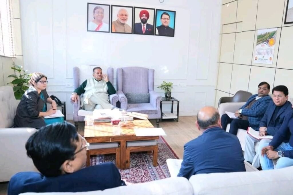 कृषि एवं उद्यान विभाग के अधिकारियों के साथ कृषि मंत्री गणेश जोशी ने की बैठक