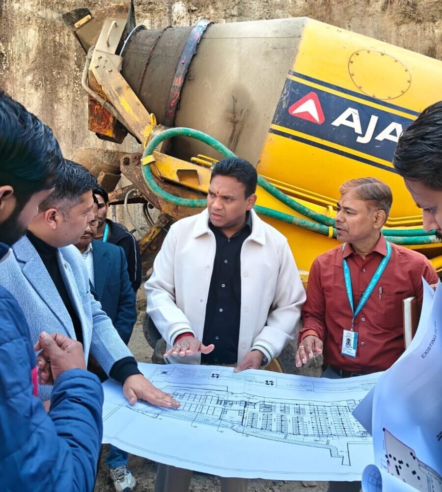 देहरादून के इंफ्रास्ट्रक्चर को नई रफ्तार, सीएम धामी के दिशा-निर्देशों पर तेज़ी से बढ़ रहे विकास कार्य, आवास सचिव डॉ. आर. राजेश कुमार का एमडीडीए की तीन महत्वपूर्ण परियोजनाओं का स्थलीय निरीक्षण