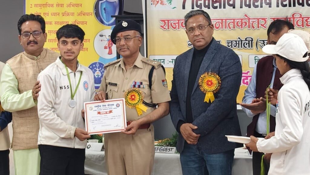 एनएसएस शिविर में बोले एसपी सुरजीत सिंह पंवार – “मैं भी कभी आपकी तरह रहा एनएसएस का स्वयंसेवक”