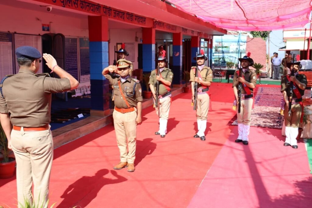 एसएसपी सर्वेश पंवार ने कोतवाली पौड़ी का किया वार्षिक निरीक्षण, दिए सख्त निर्देश